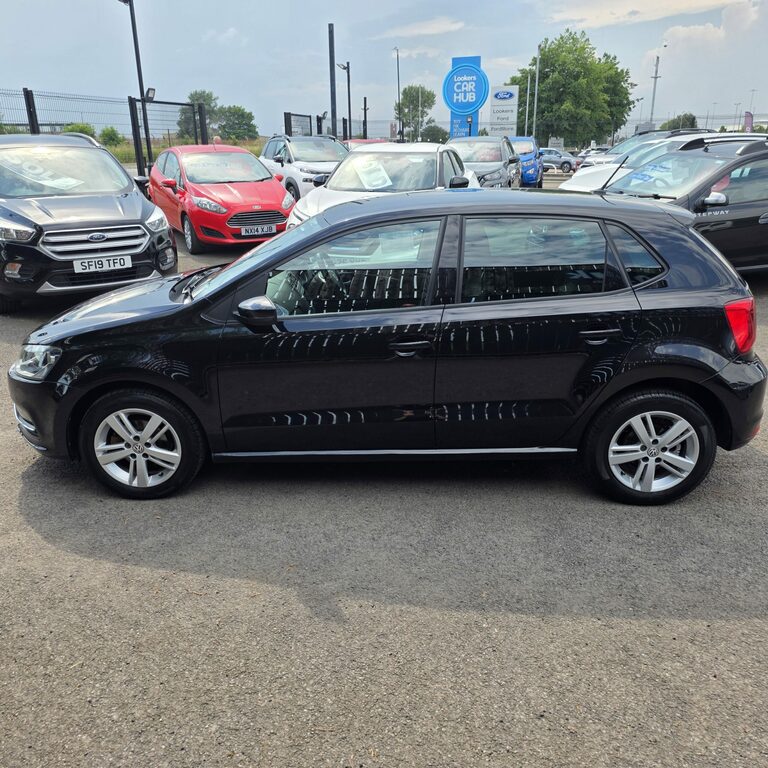 Volkswagen Polo Black #20