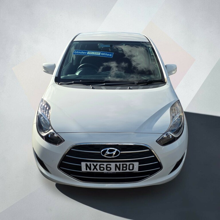 Hyundai Ix20 1.4 Bluedrive Se Mpv White #6