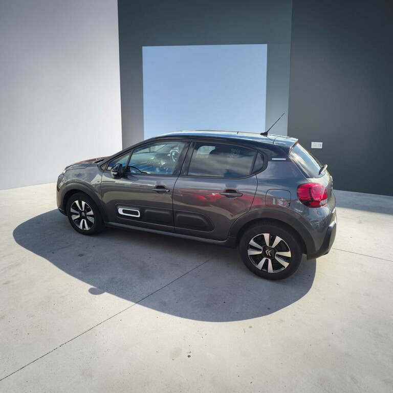Citroen C3 1.2 Plus Edition Black #5
