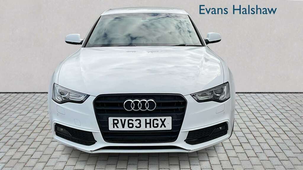 Audi A5 2.0 Tdi 177 Black Edition 5 Seat 2013 White #4