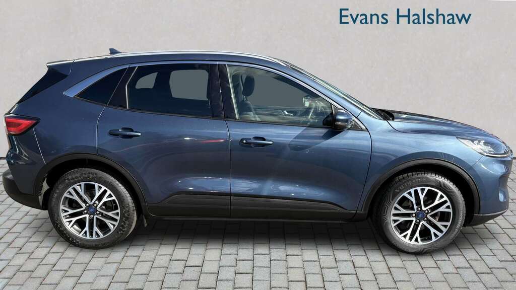 Ford Kuga 1.5 Ecoblue Titanium Edition 2021 Blue #4