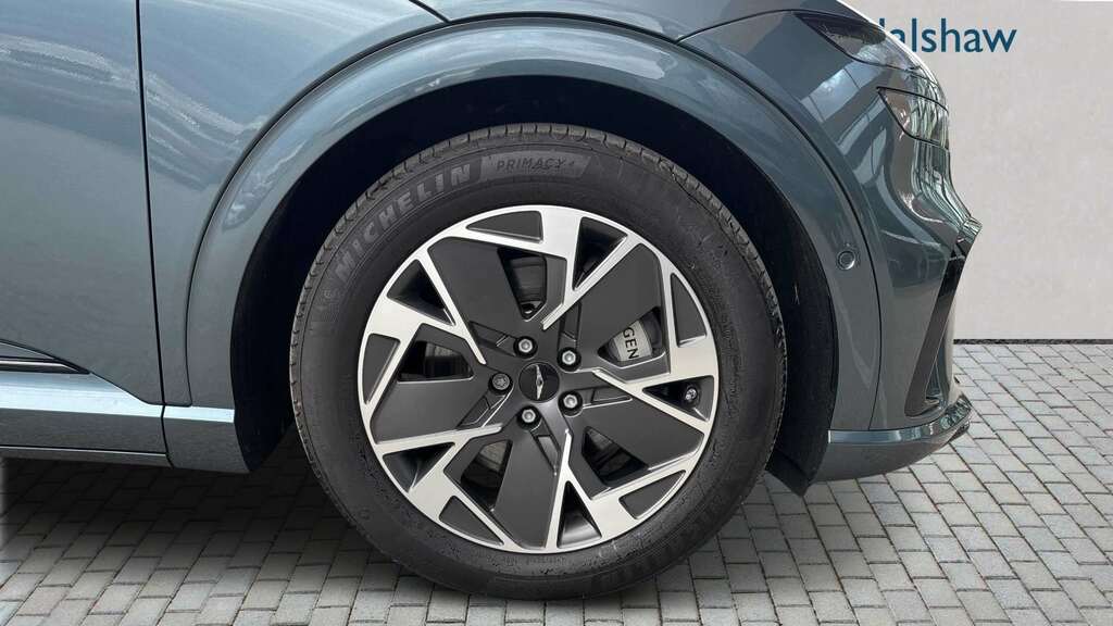 Genesis GV60 168Kw Pure 84Kwh 2025 Green #6