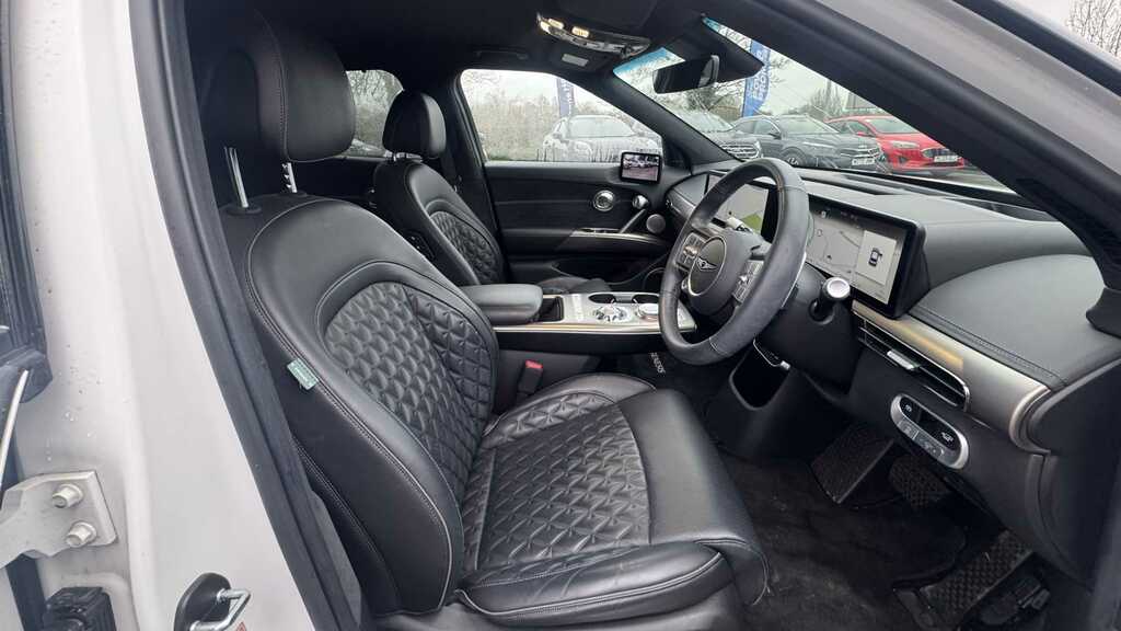 Genesis GV60 77.4Kwh Premium Suv 229 Ps Green #3