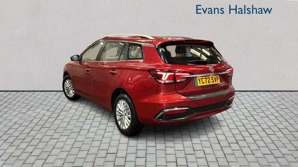 MG MG5 115Kw Exclusive Ev 61Kwh 2022 Red #2