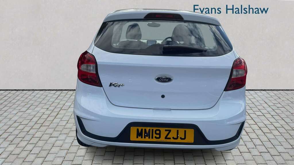 Ford KA+ 1.2 85 Zetec 2019 White #6