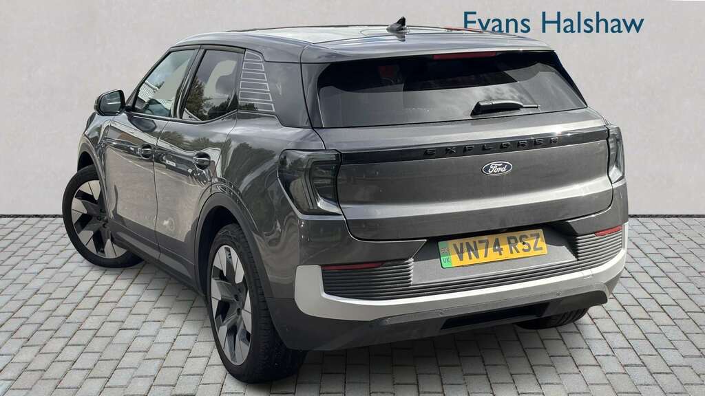 Ford Explorer 210Kw Premium 77Kwh 2024 Grey #3