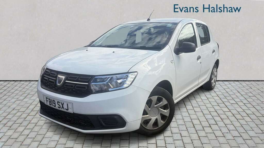 Dacia Sandero 1.0 Sce Essential 2019 FB19SXJ White #2