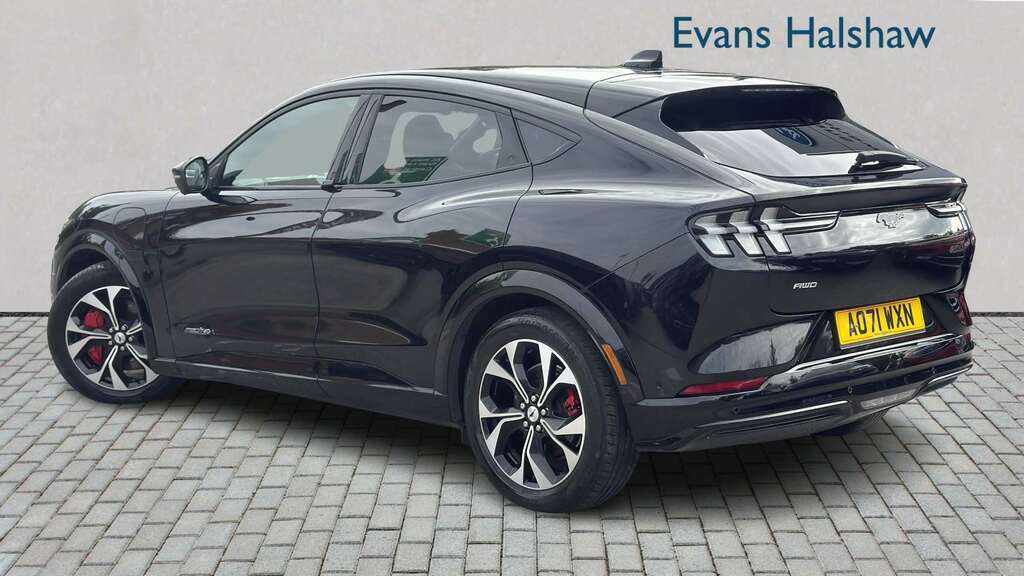 Ford Mustang Mach-E 258Kw Extended Range 88Kwh Awd 2022 Black #2