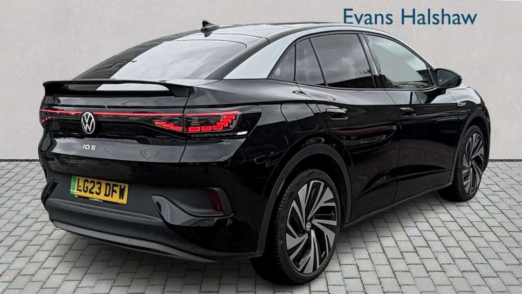 Volkswagen ID.5 128Kw Style Pro 77Kwh 2023 Black #3