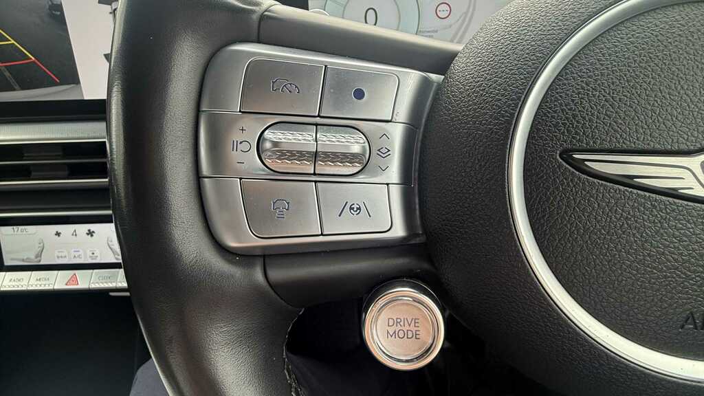 Genesis GV60 168Kw Premium 77.4Kwh Innovation Pack White #19