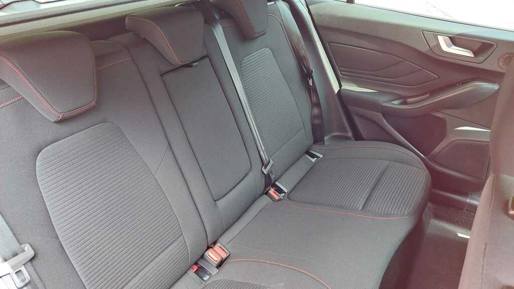 Ford Focus 1.0 Ecoboost Hybrid Mhev 155 St-line X Ed Red #15