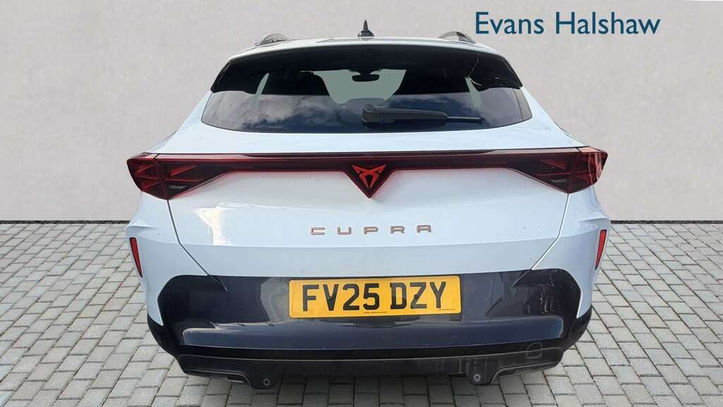 Cupra Formentor 1.5 Tsi 150 V3 2025 White #5