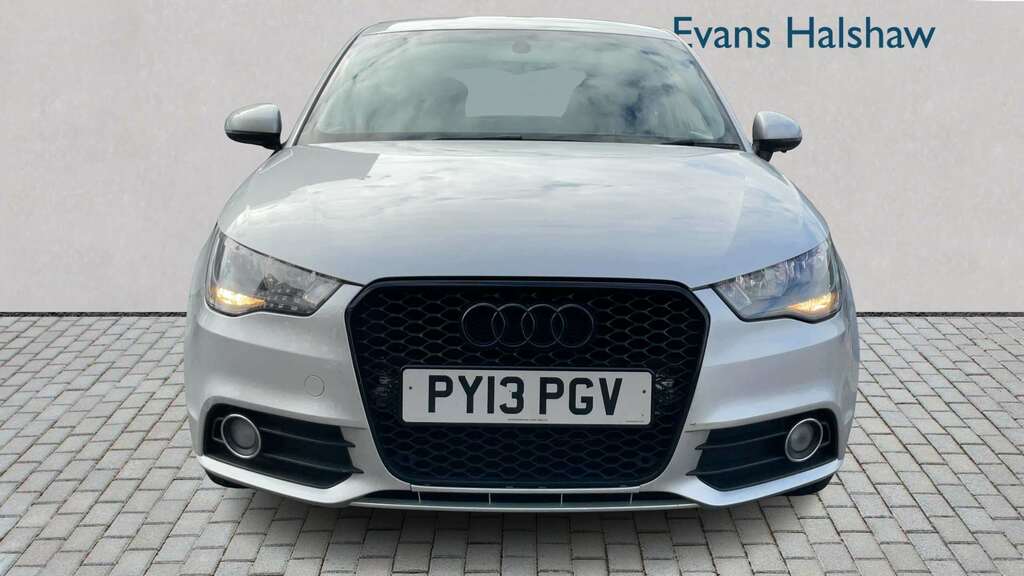 Audi A1 1.4 Tfsi Sport Euro 5 Ss Black #4