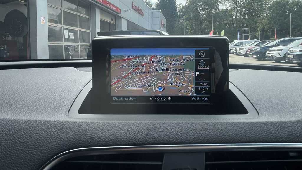 Audi Q3 2.0 Tdi 184 Quattro S Line Plus S Tronic Red #10