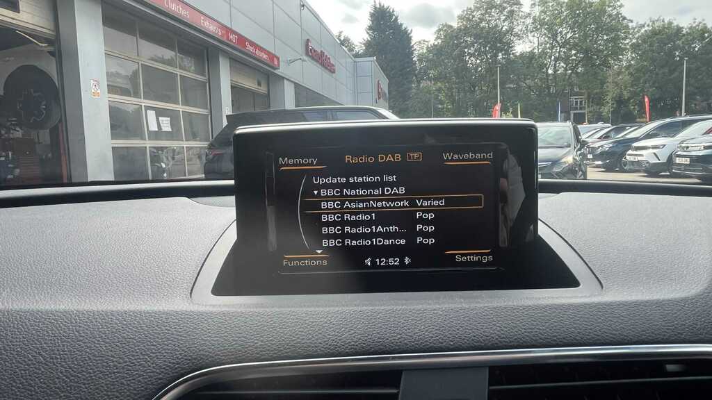 Audi Q3 2.0 Tdi 184 Quattro S Line Plus S Tronic Red #12