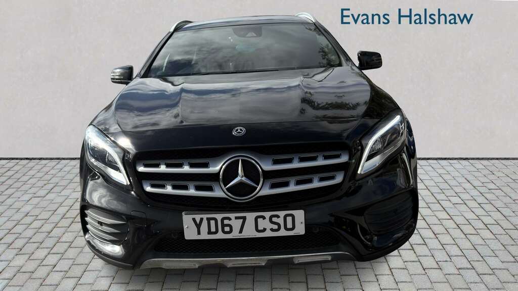 Mercedes-Benz GLA Class 220D 4Matic Amg Line Premium 2017 Black #6