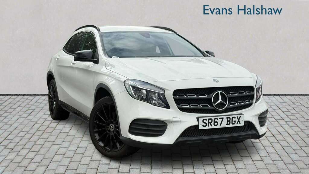 Mercedes-Benz GLA Class 220D 4Matic Amg Line 2017 White