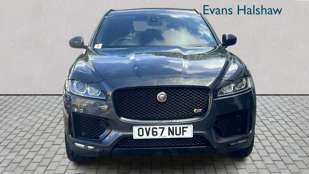 Jaguar F-Pace 3.0D V6 S Awd 2017 Grey #3