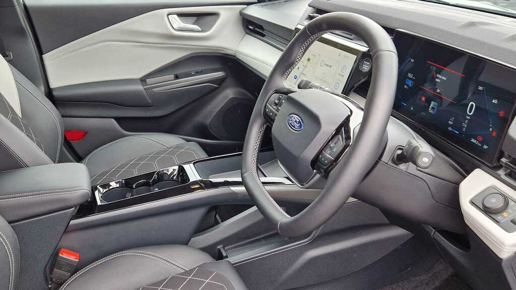 Ford Puma Standard Range 43Kwh Sound Edition Suv Electri White #10