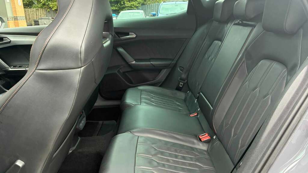 Cupra Formentor V1 Tsi 150Ps 7 Speed Dsg Suv Red #13