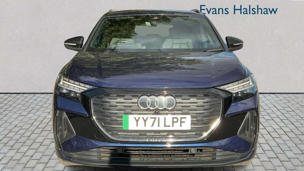 Audi Q4 E Tron 150Kw 40 82.77Kwh Edition 1 2021 Blue #4