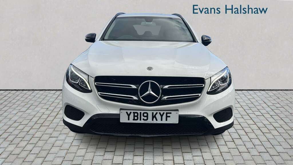 Mercedes-Benz GLC Class 220D 4Matic Urban Edition 9G-tronic 2019 White #4