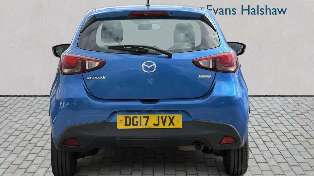 Mazda 2 1.5 75 Se-l 2017 White #5