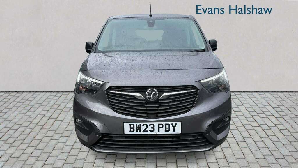 Vauxhall Combo Life 1.5 Turbo D Se XL 7 Seat 2023 Grey #3