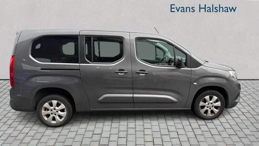 Vauxhall Combo Life 1.5 Turbo D Se XL 7 Seat 2023 Grey #4