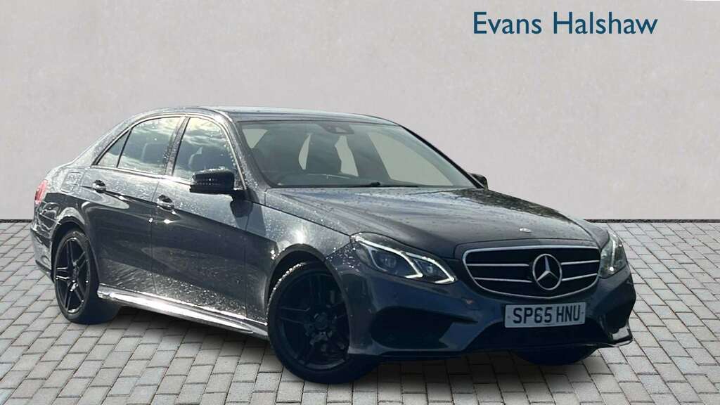 Mercedes-Benz E Class E220 Bluetec Amg Night Edition 7G-tronic 2015 Grey