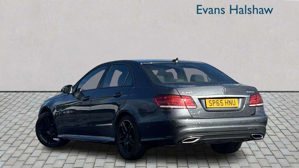 Mercedes-Benz E Class E220 Bluetec Amg Night Edition 7G-tronic 2015 Grey #2