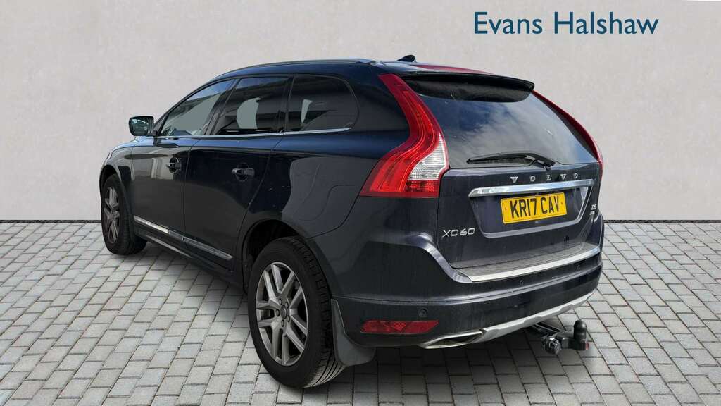 Volvo XC60 D5 220 Se Lux Nav Awd Geartronic 2017 Blue #5