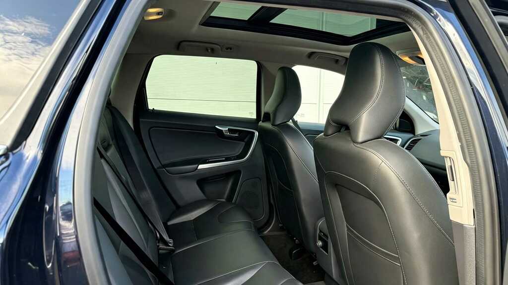 Volvo XC60 D4 Inscription Awd Black #10