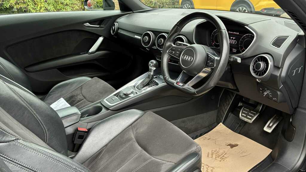 Audi TT Coupe Sport 1.8 Tfsi 180 Ps 6-Speed White #23