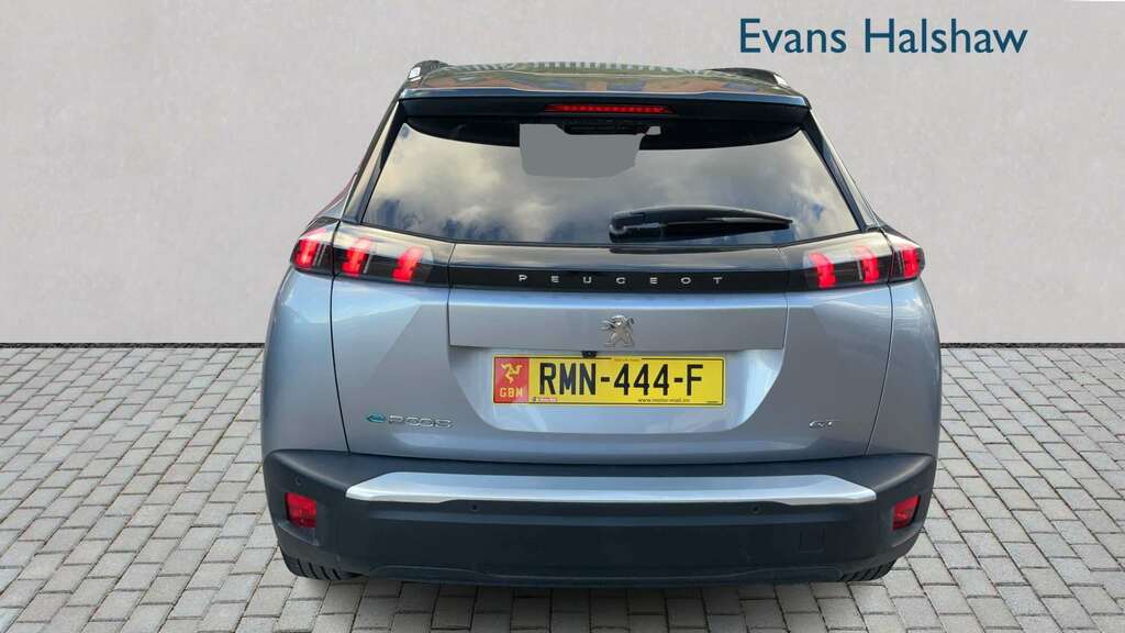 Peugeot e-2008 100Kw Gt 50Kwh 2023 Grey #4