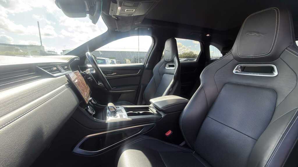 Jaguar F-Pace 5.0 V8 550 Svr Awd Black #7
