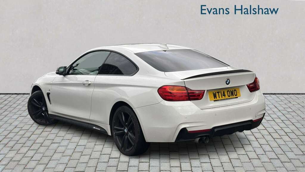 BMW 4 Series 420D M Sport Black #2