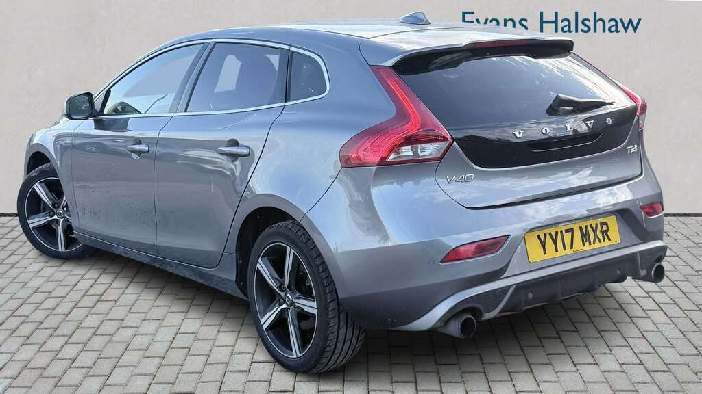 Volvo V40 T2 122 R Design Nav Plus 2017 Grey #2