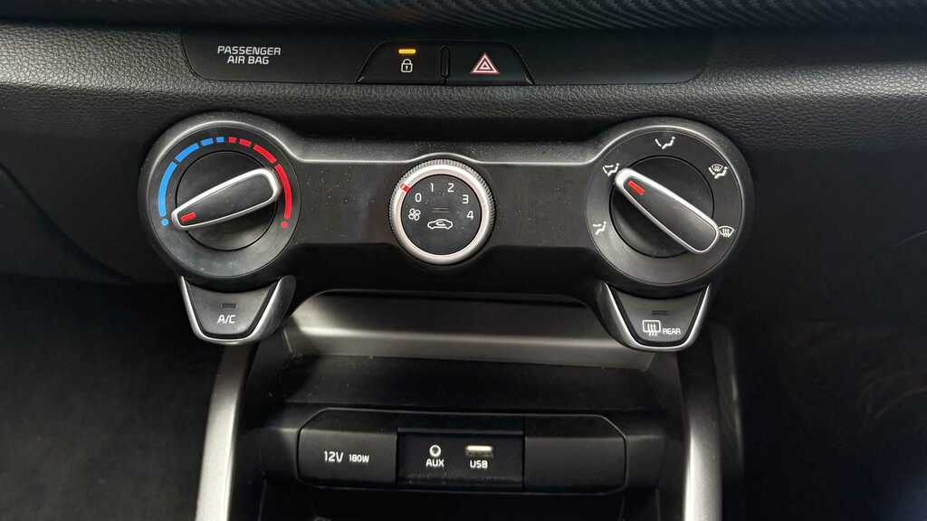 Kia RIO 1.0 T Gdi 2 Hatchback White #12