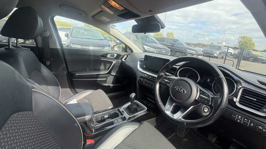 Kia Xceed 1.0T Gdi Isg Edition 2020 Yellow #3