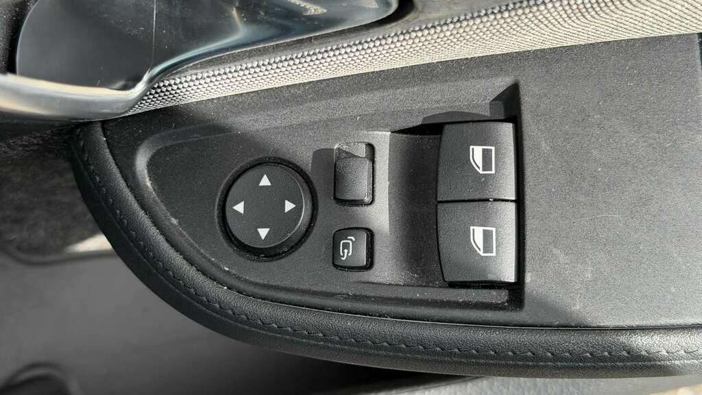 BMW i3 125Kw 42Kwh Black #16