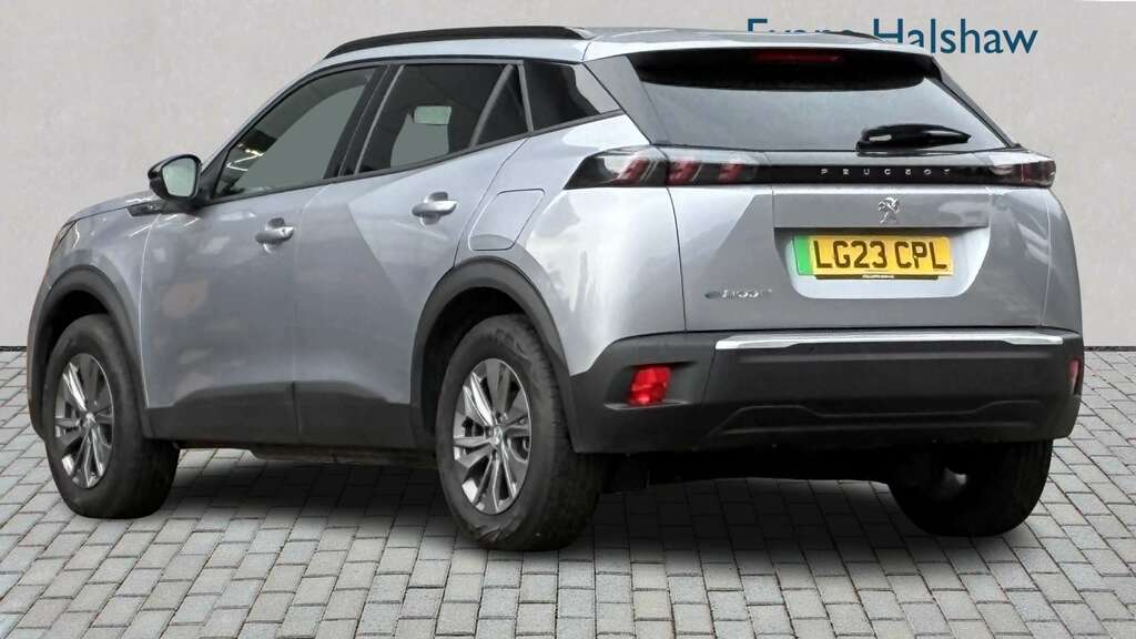Peugeot e-2008 100Kw Active Premium 50Kwh 2023 Grey #2