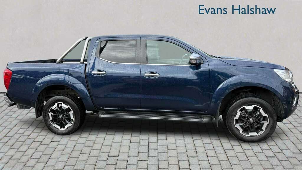 Nissan Navara Doublecab Pickup N-connecta 2.3Dci 190 Tt 4Wd Blue #4