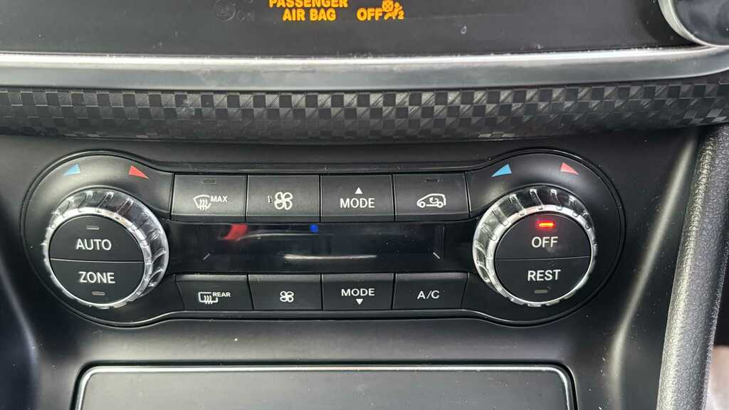 Mercedes-Benz A Class A250 4Matic Amg Premium Silver #16
