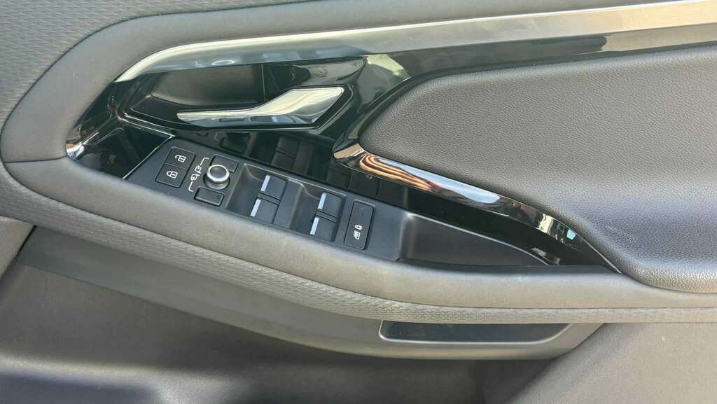 Land Rover Range Rover Evoque P300e Swb Silver #18