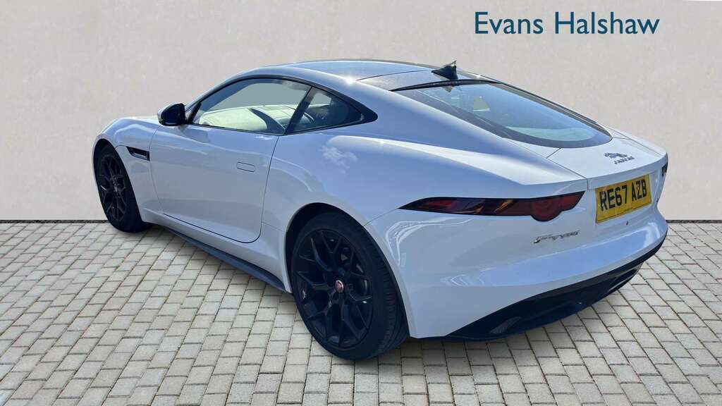Jaguar F-Type 2.0 R-dynamic 2017 White #2