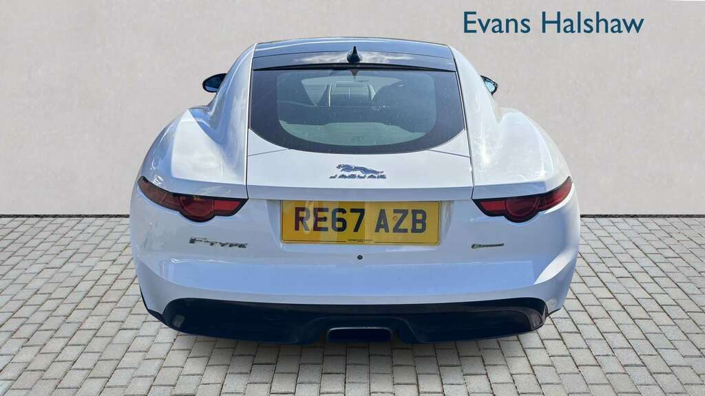 Jaguar F-Type 2.0 R-dynamic 2017 White #5