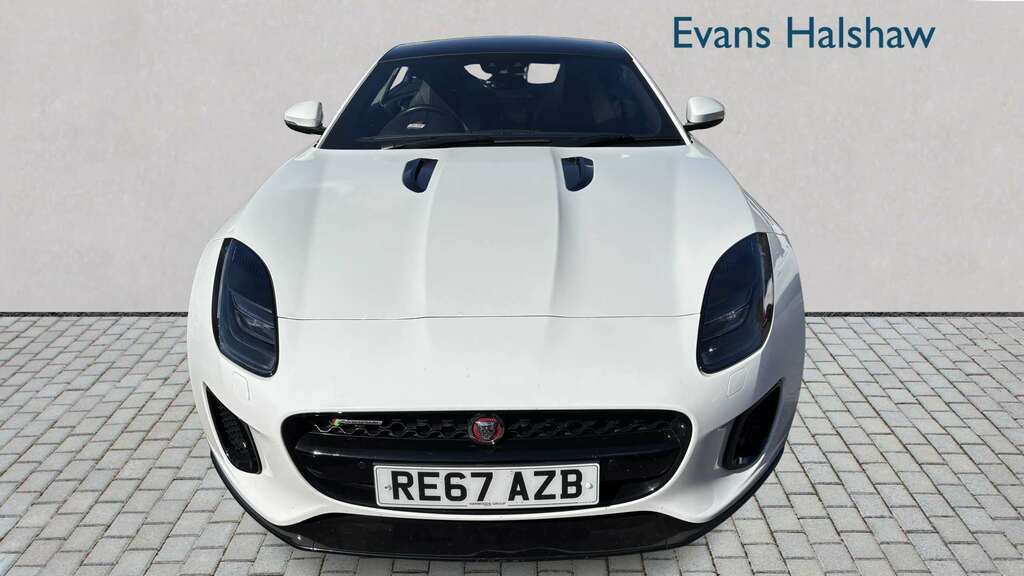 Jaguar F-Type 2.0 R-dynamic 2017 White #4