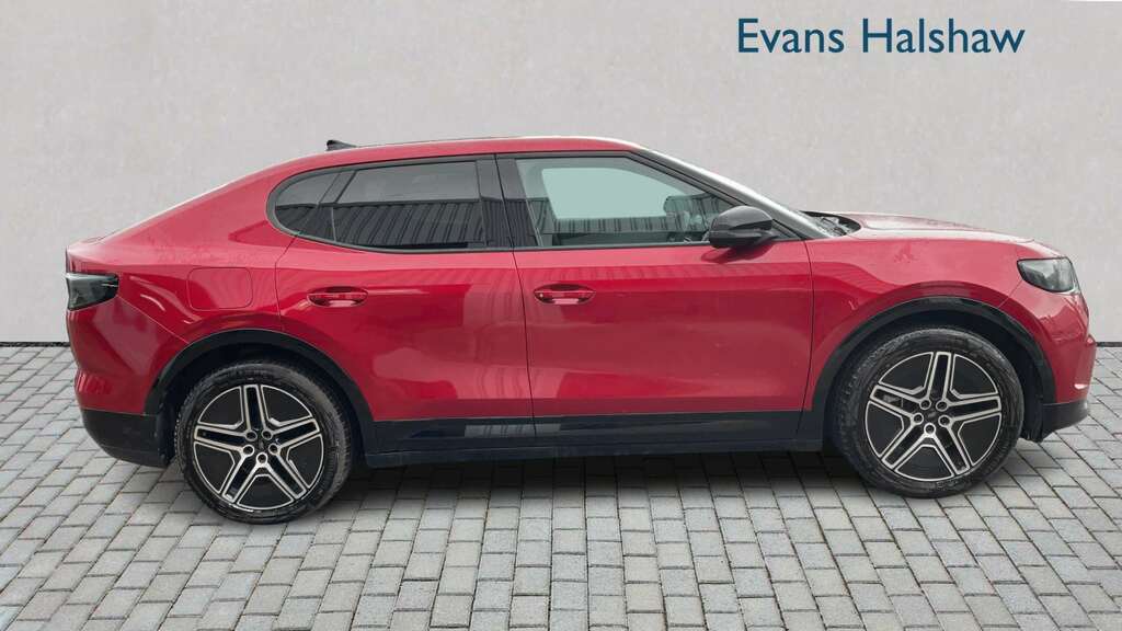 Ford Capri 210Kw Premium 77Kwh 2025 Red #3