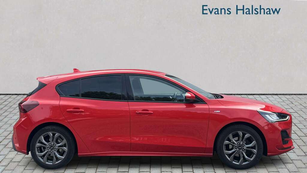 Ford Focus 1.0 Ecoboost St-line 2023 Red #2
